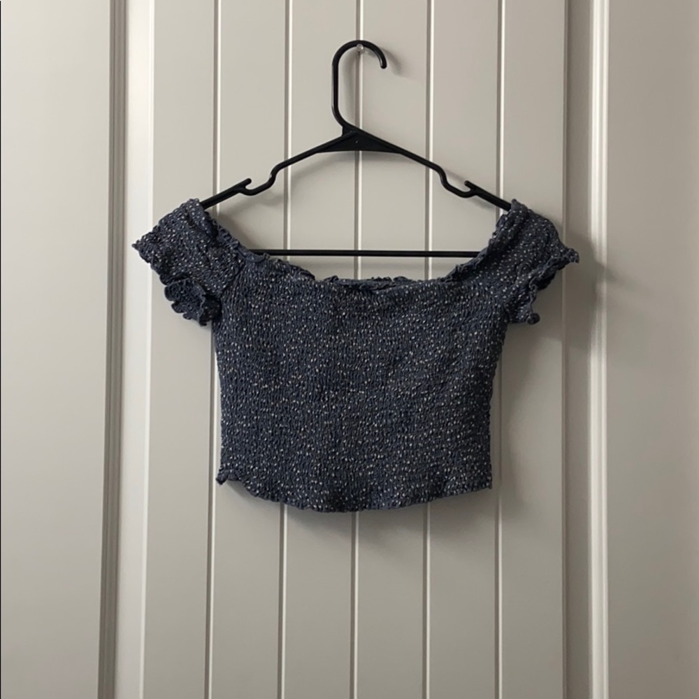 OFF THE SHOULDER TEE